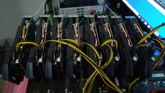 Impianto di perforazione di estrazione mineraria di M08S 8GPU che estrae la scatola estraente 8gpu della moneta del dogecoin XCH di ETH LTC
